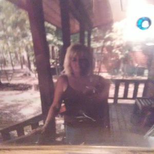 Meet your Posher, Becky